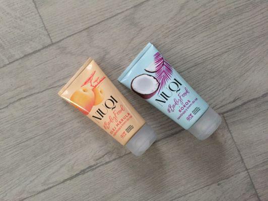 NIUQI Nawilżający krem do rąk z ekstraktem z owoców kokosa