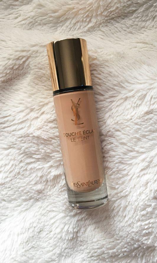 Yves Saint Laurent Touche Eclat, Le Teint, Awakening Foundation, Podkład do twarzy, Rozświetlający, nr B40 Sand