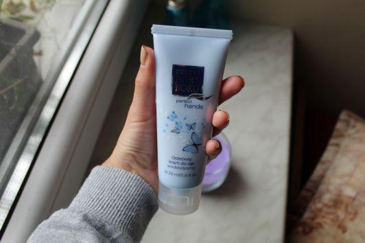 Cztery Pory Roku Krem do rąk, Ochronny, Wodoodporny