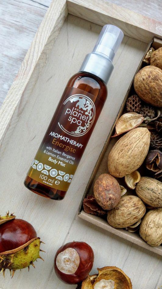 Aromatherapy Energise mgiełka do ciała bergamotka i cytryna Planet Spa Avon