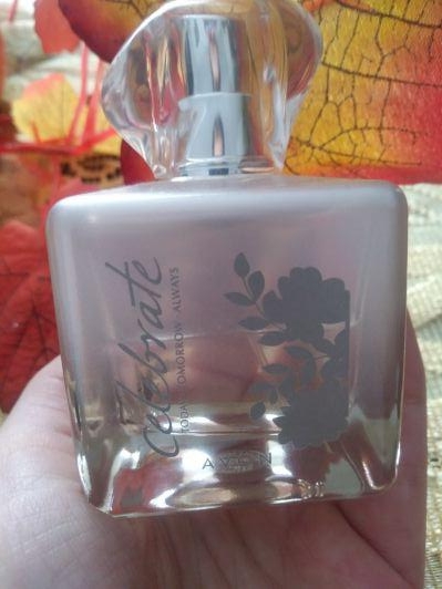 Avon Woda perfumowana, TTA Celebrate dla niej