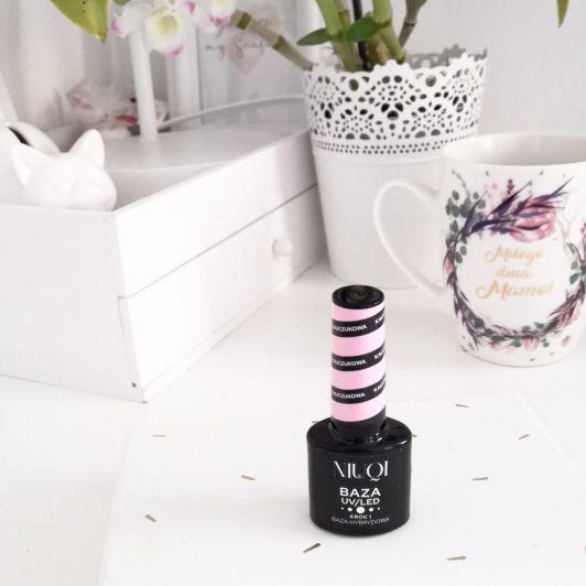 NIUQI Baza hybrydowa do paznokci, Kauczukowa, Pink