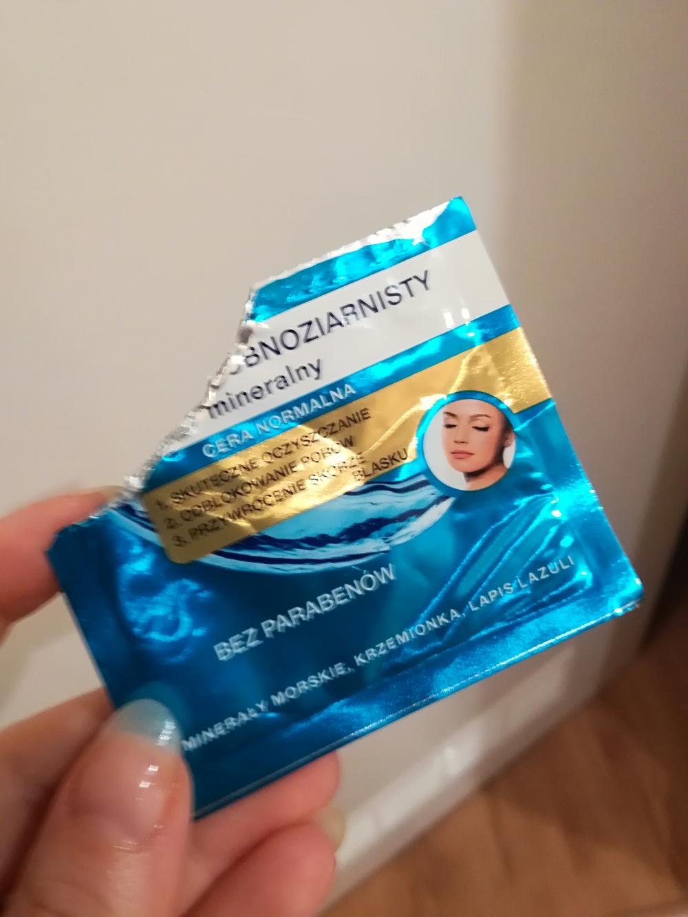 akcja denkowanie! grudzień - kosmetyki w świątecznych opakowaniach i świątecznych kolorach 🎄❄️⛄🎀🎁🎅