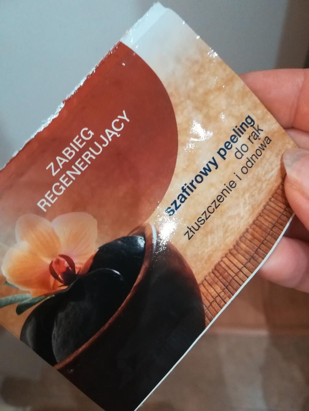 akcja denkowanie! grudzień - kosmetyki w świątecznych opakowaniach i świątecznych kolorach 🎄❄️⛄🎀🎁🎅