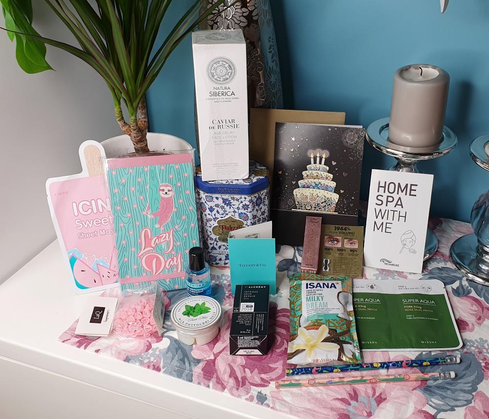 ✩ Kalendarz urodzinowy Clouders ✩