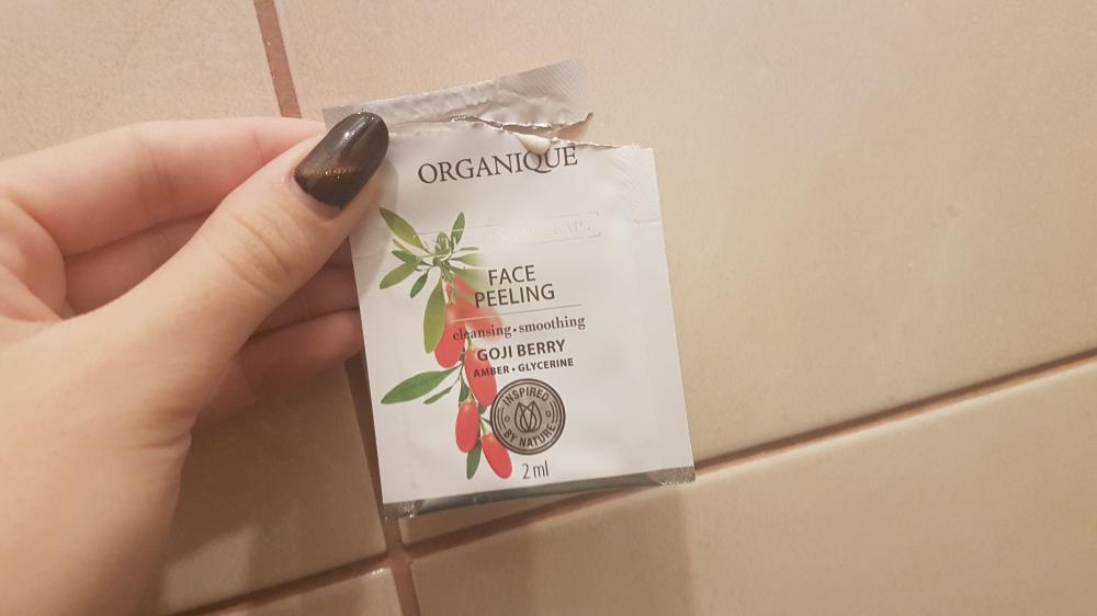 akcja denkowanie! grudzień - kosmetyki w świątecznych opakowaniach i świątecznych kolorach 🎄❄️⛄🎀🎁🎅