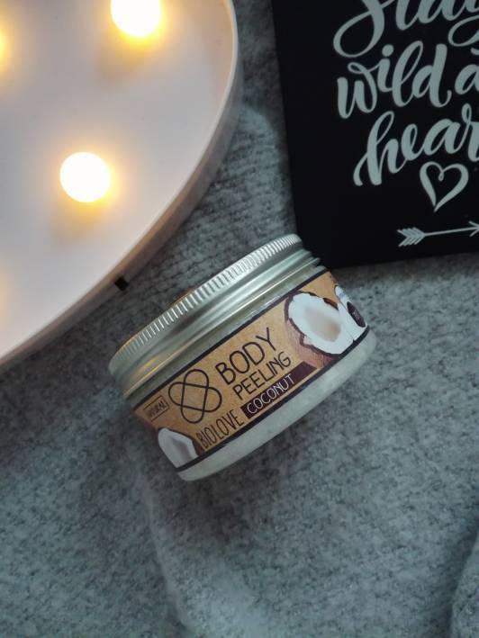 kosmetyki peelingi biolove