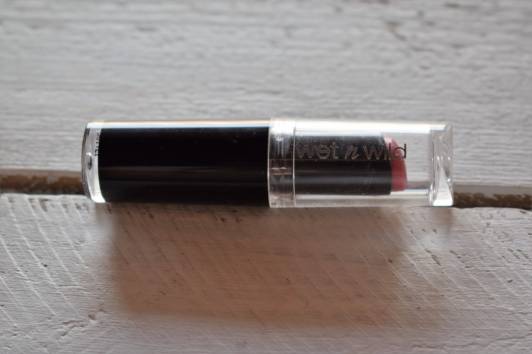 kosmetyki blyszczyki szminki pomadki