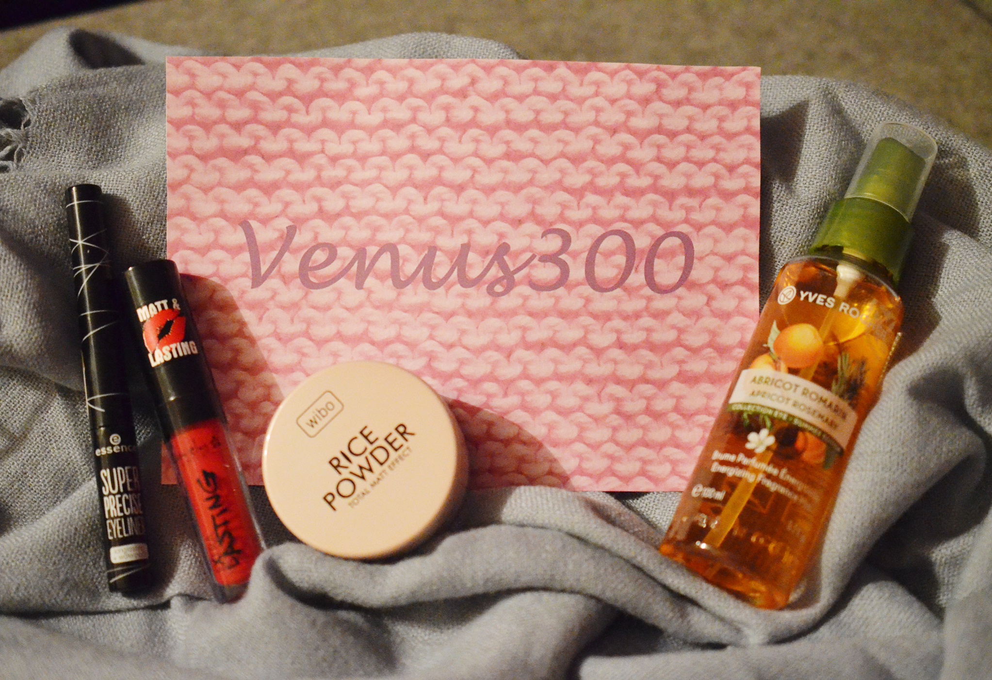 Świętuj z nami 4. Urodziny DressCloud! (WYNIKI)