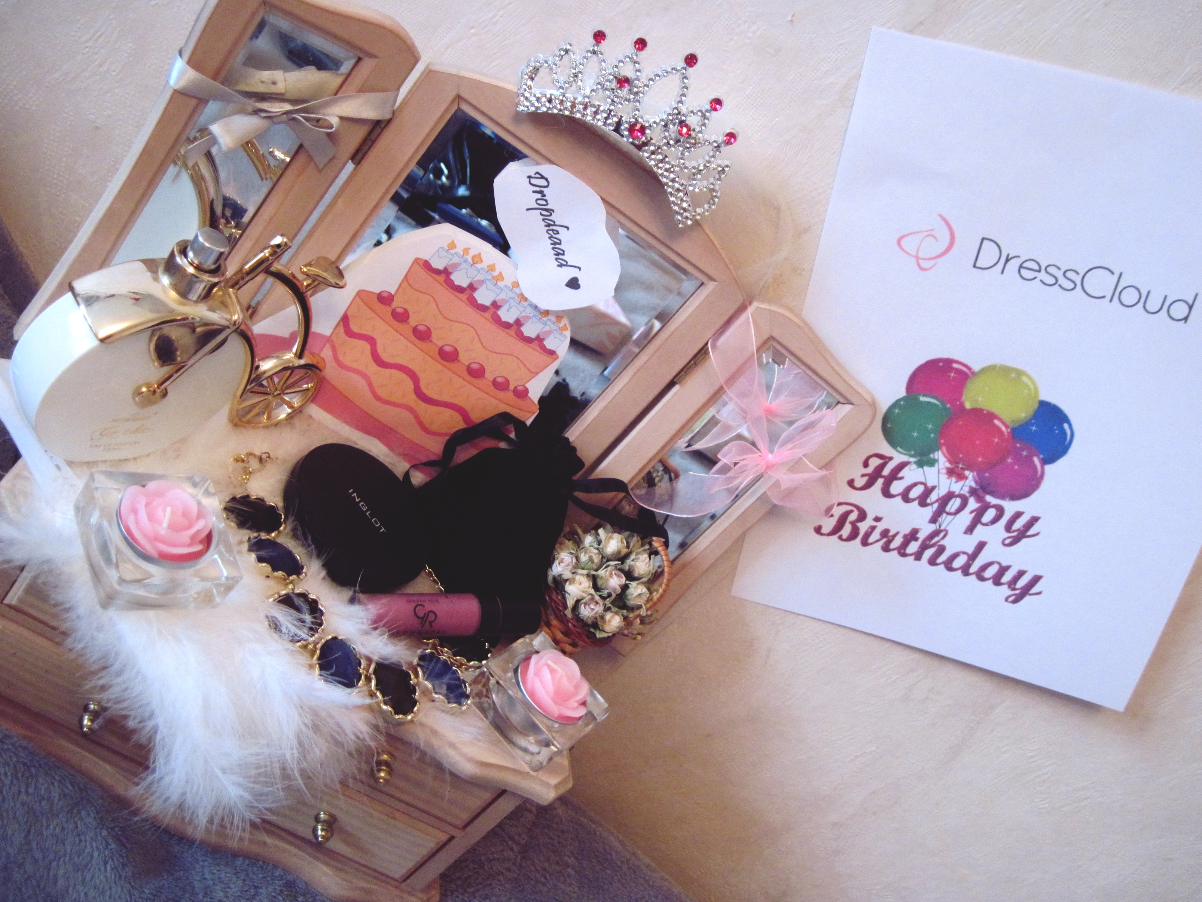 Świętuj z nami 4. Urodziny DressCloud! (WYNIKI)