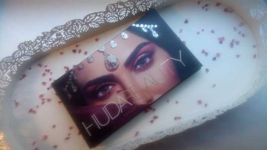Huda Beauty Paleta cieni do powiek, Desert Dusk