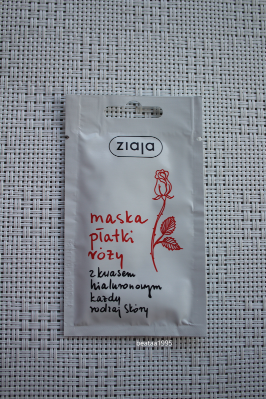 Ziaja Maseczka do twarzy, Kwas hialuronowy, Płatki róży, Każdy rodzaj skóry