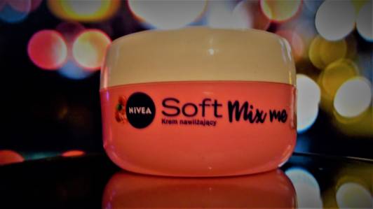 Nivea Soft, Mix me, Krem nawilżający I am The Berry Charming One