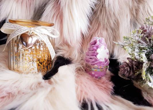 Bomb Cosmetics Babeczka do kąpieli, Zorza polarna
