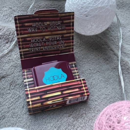 BeneFit Bronzer, Hoola