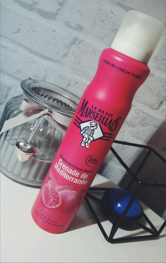 Le Petit Marseillais Delikatny dezodorant Granat