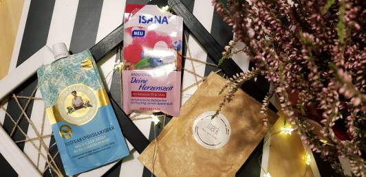 Zestaw kosmetykow saszetki peeling perelki maska