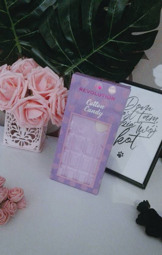 I Heart Revolution Cotton Candy Chocolate Palette