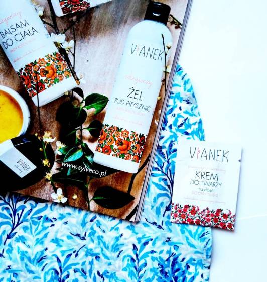 Vianek Krem do twarzy na dzień, Seria czerwona, Przeciwzmarszczkowy