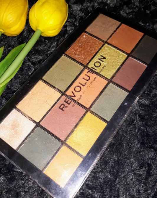 Makeup Revolution Paleta cieni, Re-Loaded, Iconic Division