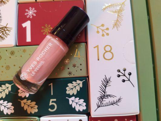 Yves Rocher Lakier do paznokci, nr 103 Camélia nacré