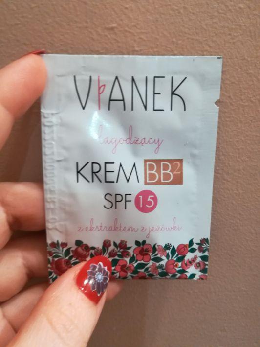 Vianek Krem BB 2, Seria różowa, Łagodzący, Ekstrakt z jeżówki, SPF 15