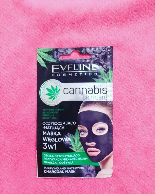 Eveline Cannabis Skin Care, Maska do twarzy, Węglowa, 3w1, Oczyszczająco-matująca