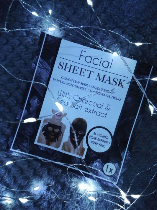 Action Maseczka do twarzy w płacie, Facial Sheet Mask, With Chercoal & Sea Salt 