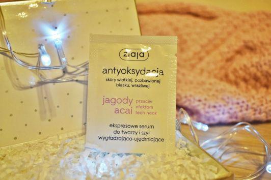 Ziaja Antyoksydacja, Jagody Acai, Ekspresowe serum do twarzy i szyi wygładzająco-ujędrniające