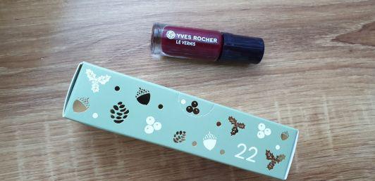  Yves Rocher Lakier do paznokci, nr 43 Cerise Noire