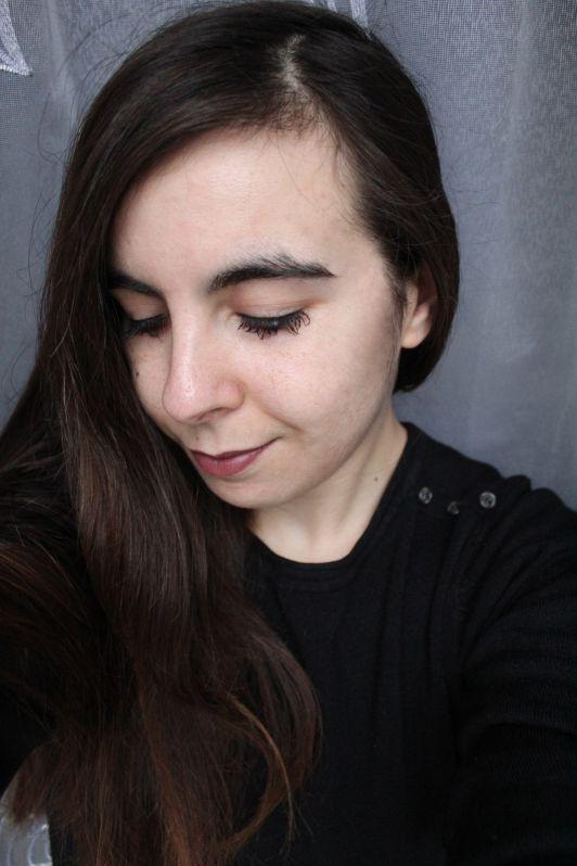 Bell Queen of the Night, Velvet Mat Liquid Lips, Pomadka do ust w płynie, Aksamitnie matowa, Berry Beige