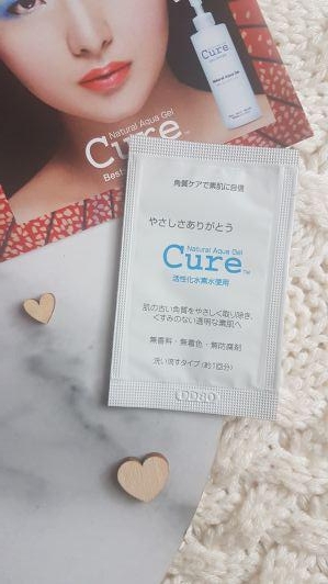 Tokyo Life Cure Natural Aqua Gel, Peeling do twarzy