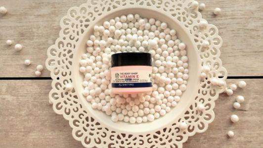 Vitamin E The Body Shop odżywczy krem na noc