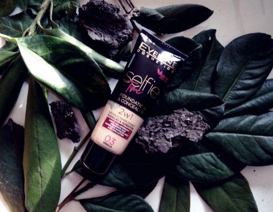 Eveline Selfie Time, Foundation & Concealer, Podkład-korektor do twarzy 2 w 1, Kryjąco-nawilżający, 03 Vanilla
