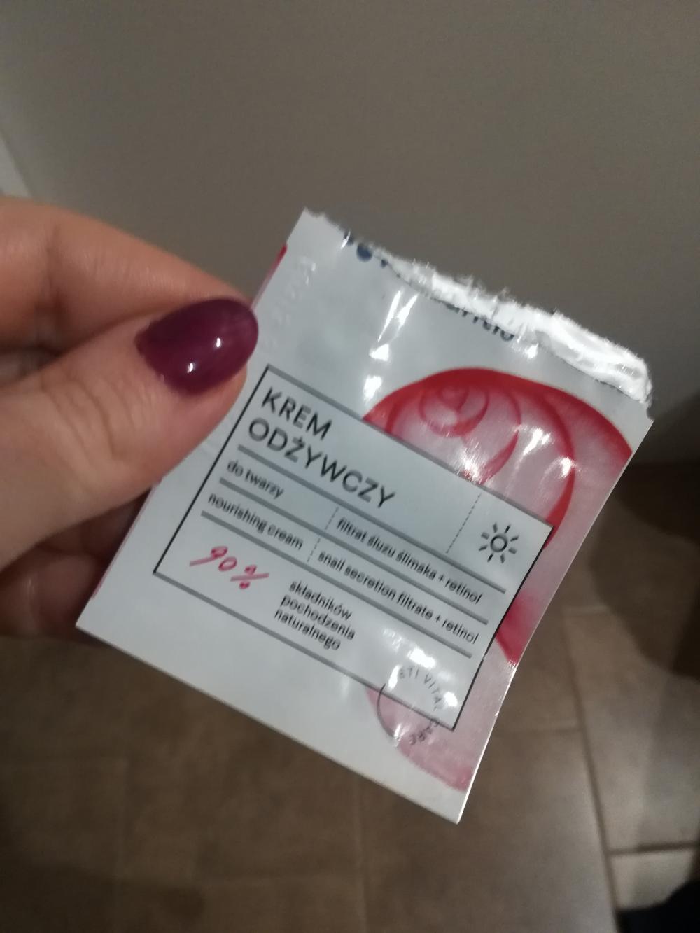 akcja denkowanie! grudzień - kosmetyki w świątecznych opakowaniach i świątecznych kolorach 🎄❄️⛄🎀🎁🎅