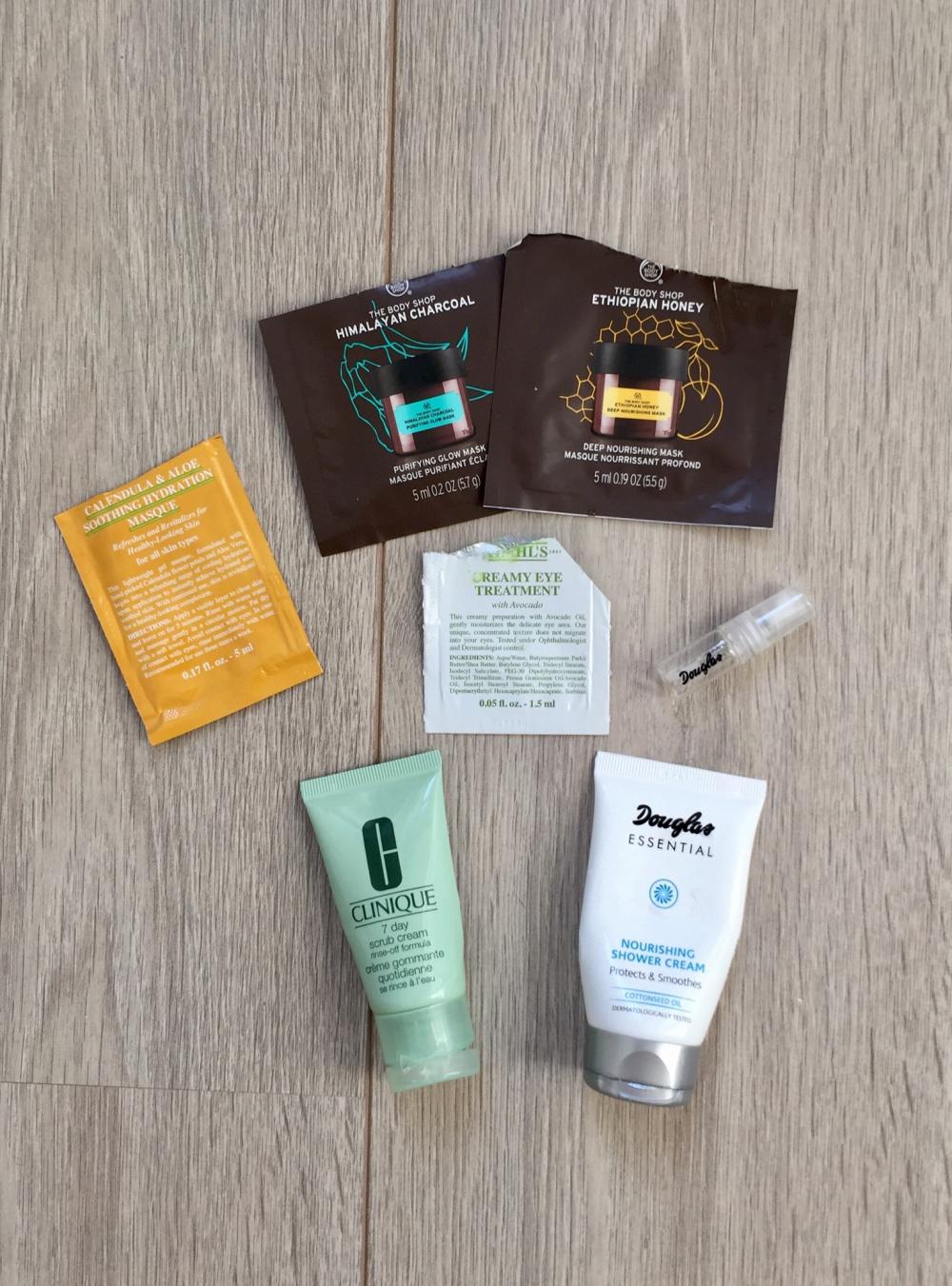 akcja denkowanie! grudzień - kosmetyki w świątecznych opakowaniach i świątecznych kolorach 🎄❄️⛄🎀🎁🎅