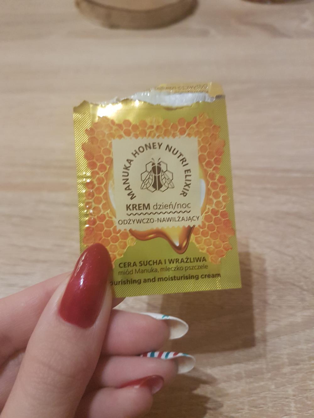 akcja denkowanie! grudzień - kosmetyki w świątecznych opakowaniach i świątecznych kolorach 🎄❄️⛄🎀🎁🎅