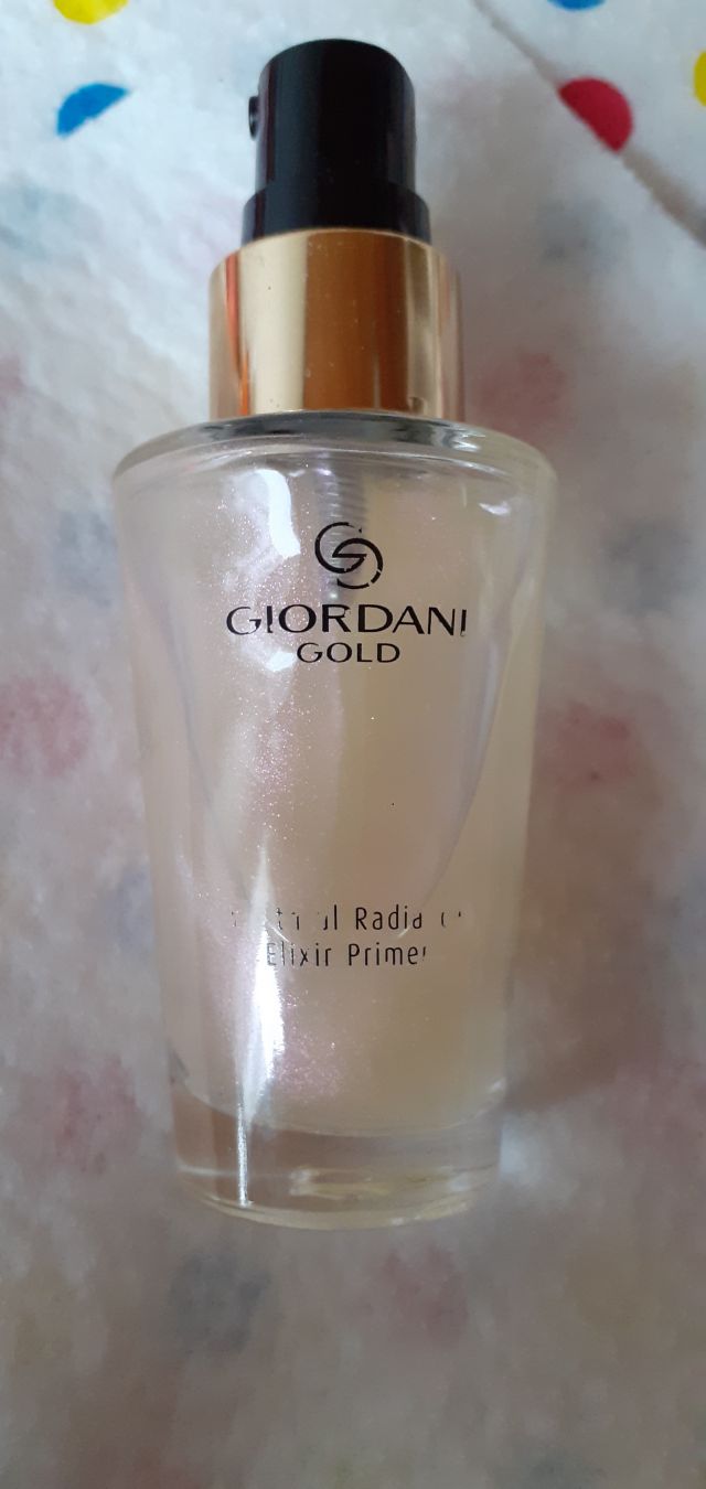 Oriflame Giordani Gold, Youthful Radiance Elixir Primer, Baza pod makijaż, Rozświetlająca