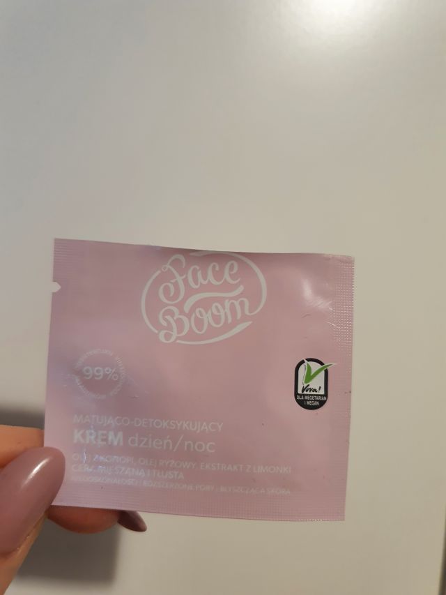 akcja denkowanie! grudzień - kosmetyki w świątecznych opakowaniach i świątecznych kolorach 🎄❄️⛄🎀🎁🎅