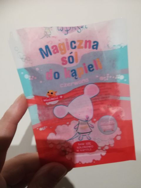 akcja denkowanie! grudzień - kosmetyki w świątecznych opakowaniach i świątecznych kolorach 🎄❄️⛄🎀🎁🎅