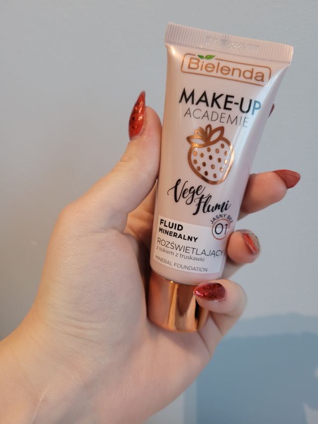 Bielenda Make-Up Academie, Vege Flumi, Fluid do twarzy