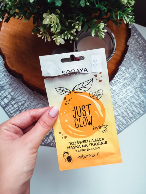 Soraya Just Glow, Maska do twarzy na tkaninie, Rozświetlająca, Efekt Glow, Witamina C 