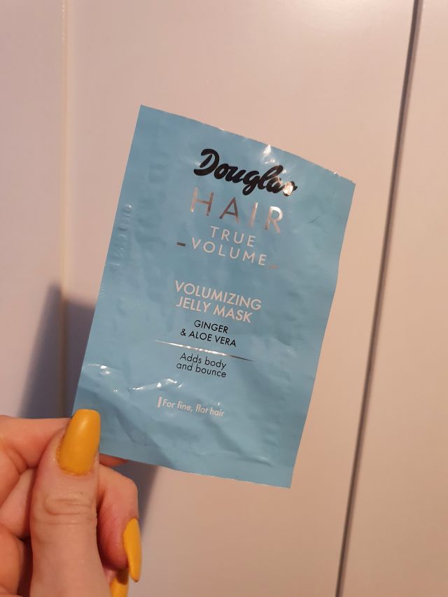 akcja denkowanie! grudzień - kosmetyki w świątecznych opakowaniach i świątecznych kolorach 🎄❄️⛄🎀🎁🎅