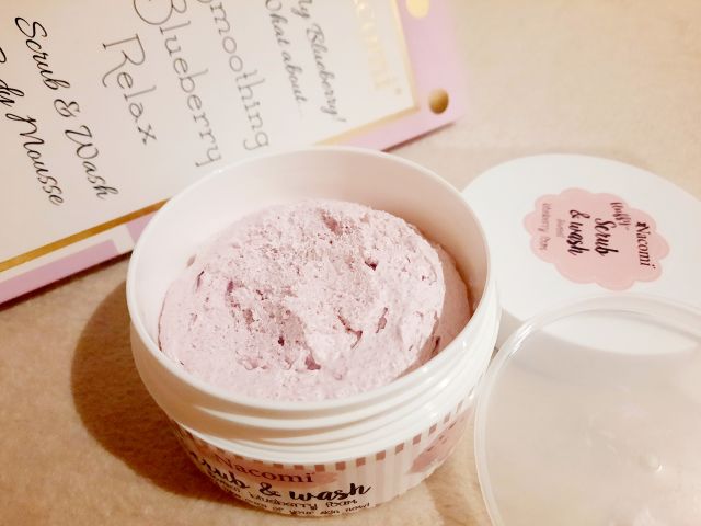 Nacomi Peeling do ciała, Scrub & Wash, Piankowy, Sweet Blueberry Foam, Borówka