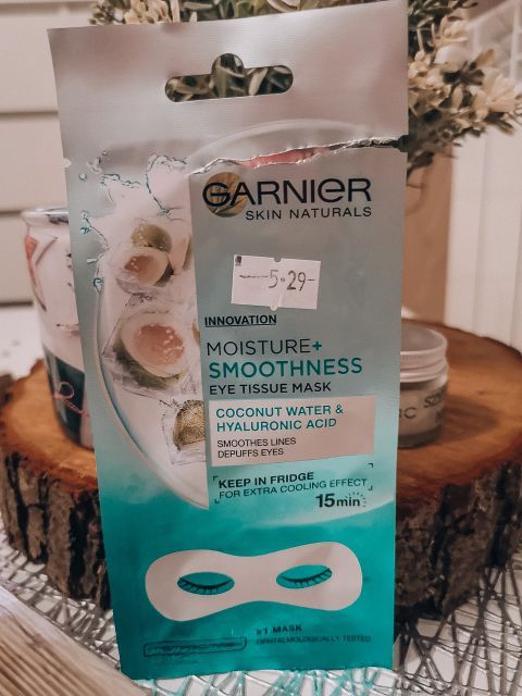 Garnier Skin Naturals, Maska pod oczy w płatkach, Moisture + Smoothness, Woda kokosowa i kwas hialuronowy