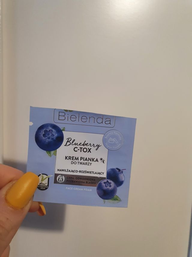 akcja denkowanie! grudzień - kosmetyki w świątecznych opakowaniach i świątecznych kolorach 🎄❄️⛄🎀🎁🎅