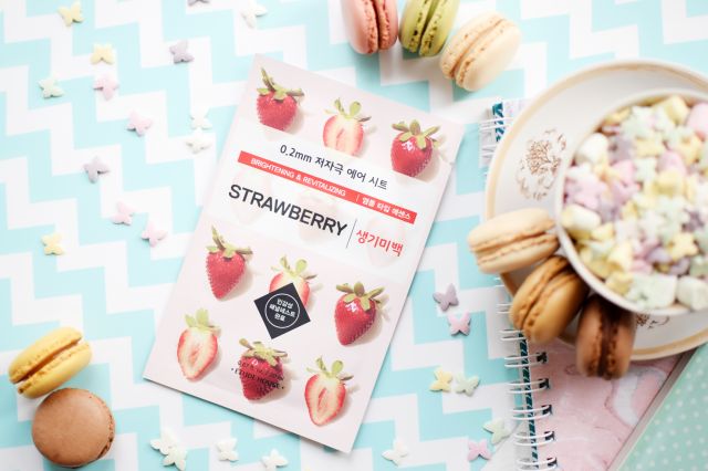 Etude House 0.2mm Therapy Air Mask, Maseczka do twarzy w płacie, Strawberry