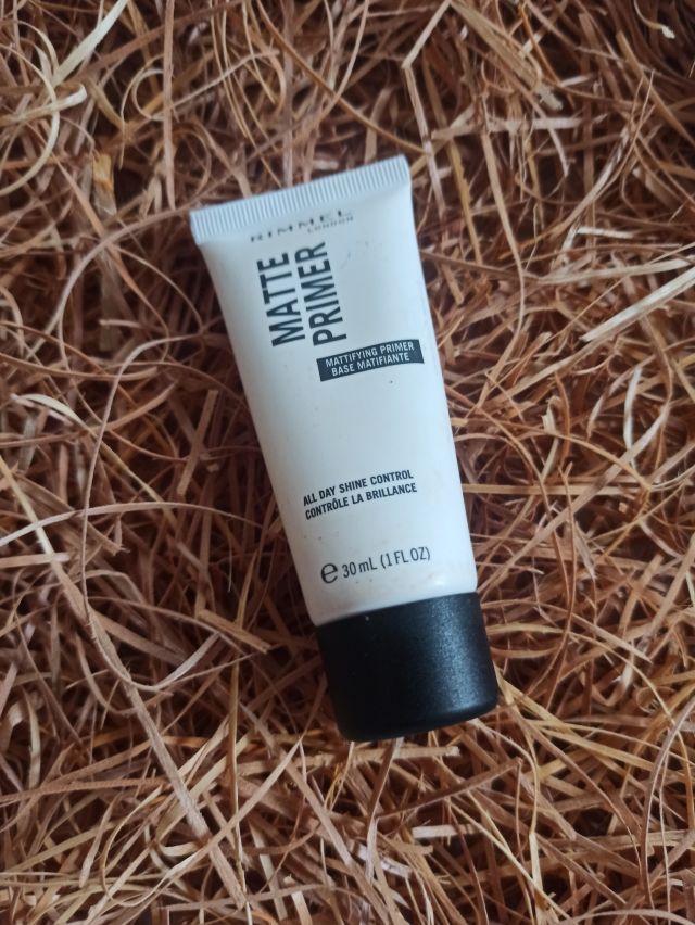 Rimmel Lasting Finish, Primer, Baza przedłużająca trwałość makijażu