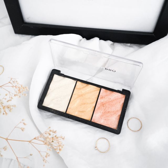 Makeup Revolution PRO, Supreme, Paleta rozświetlaczy, Gold