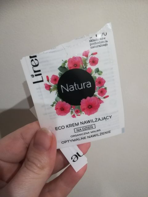 akcja denkowanie! grudzień - kosmetyki w świątecznych opakowaniach i świątecznych kolorach 🎄❄️⛄🎀🎁🎅